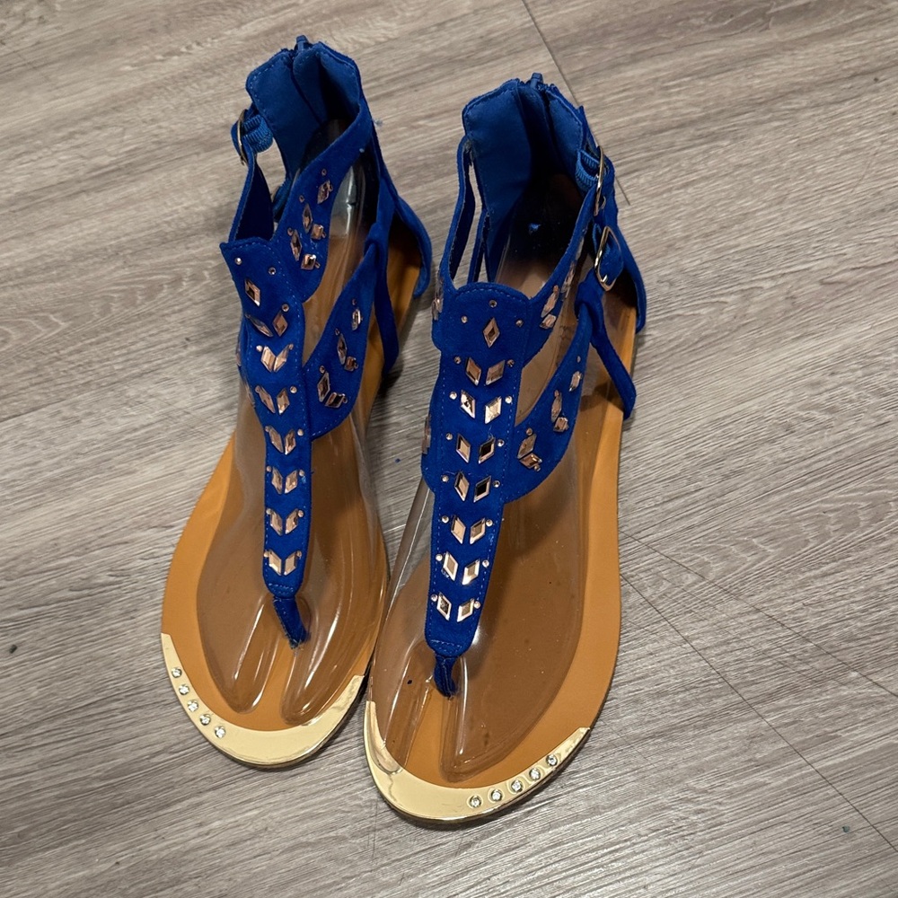 Source Unknown Blue and Tan Cut-Out Sandals